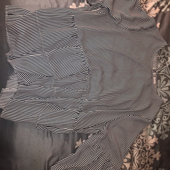 Long sleeve striped blouse - Picture 2 of 2